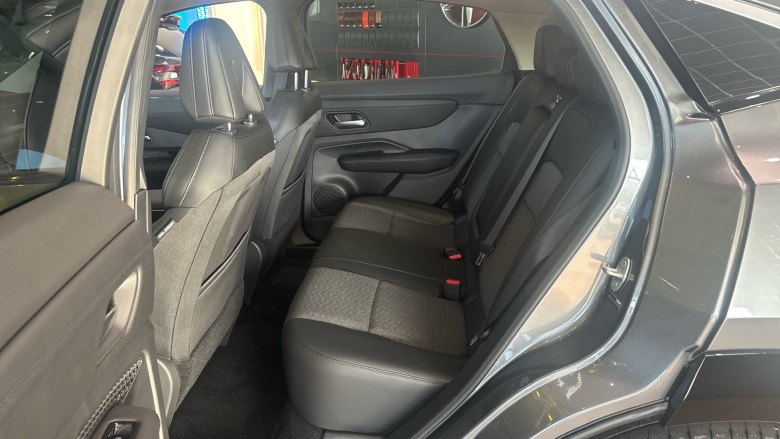 Nissan ARIYA 160kW Advance 63kWh 5dr Auto Electric Hatchback